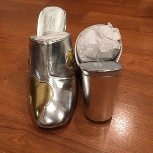 NWOT. Metallic Mules